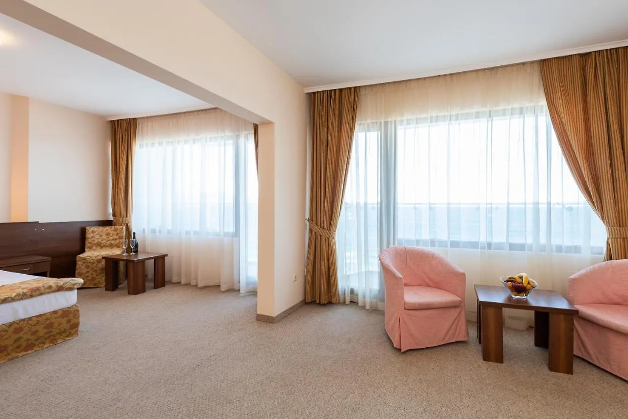 Bourgas Beach Hotel Sunny Beach 4*,