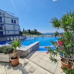 Blue Bay Apart Complex Поморие